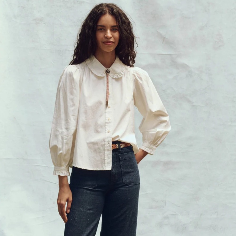 THE GREAT. Hemingway Top